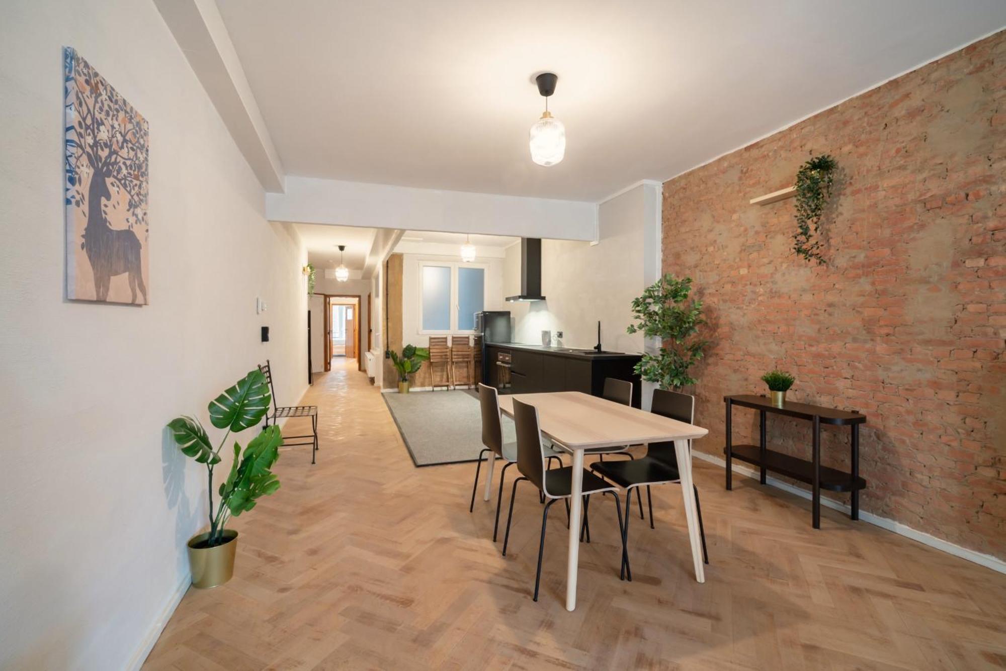 Two-Bedroom Apartments In The Heart Of Anvers Dış mekan fotoğraf